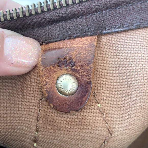 *SOLD* Louis Vuitton Monogram Speedy 30 Handbag - Picture 13 of 16